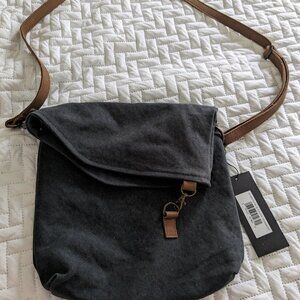 Vintage Addiction foldover crossbody purse